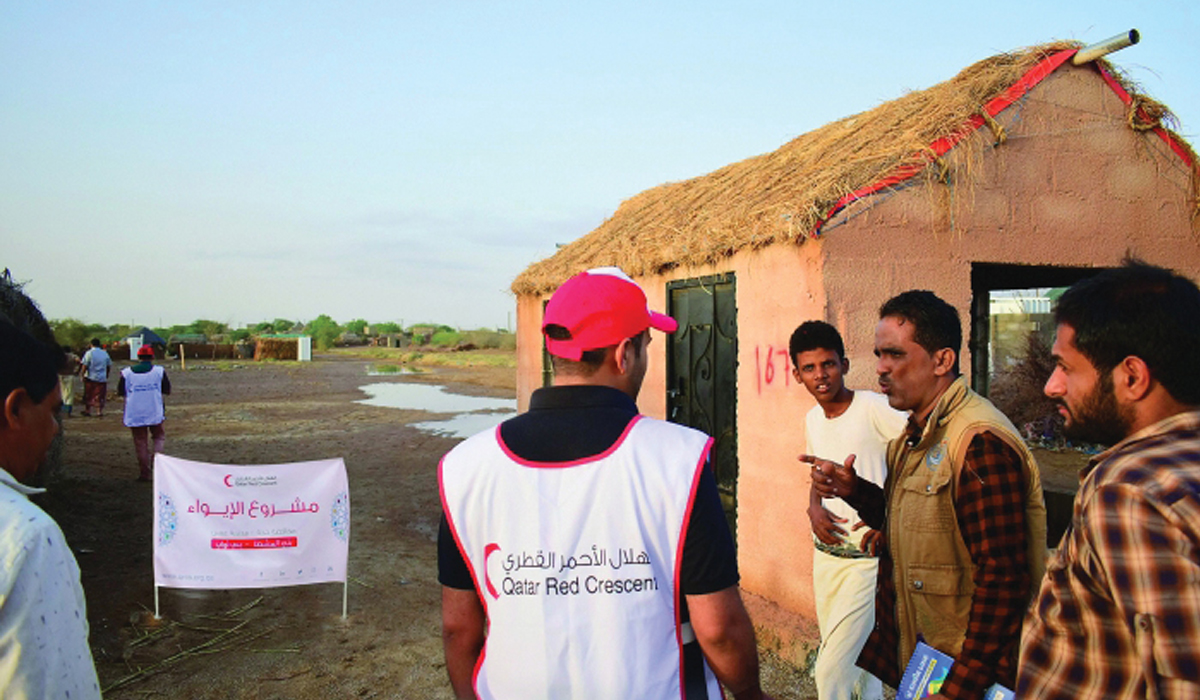 QRCS Launches New Project to Shelter Displaced Families in Yemen